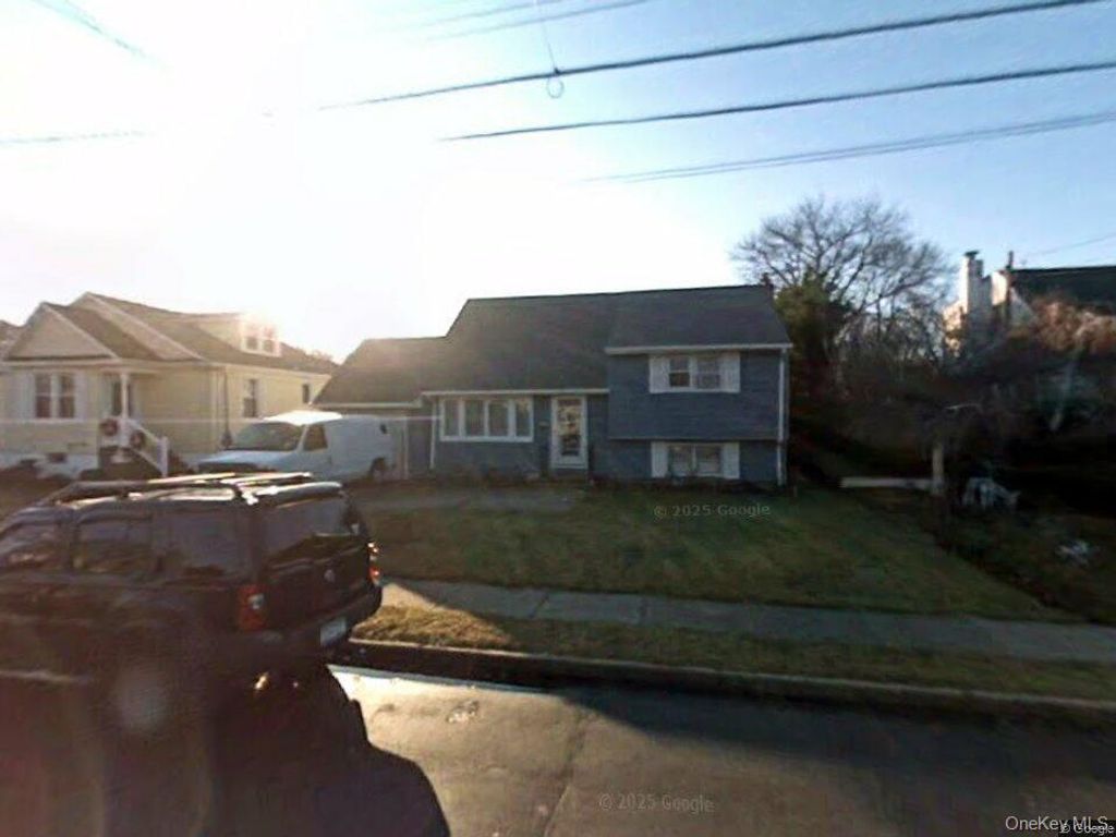 Photo of 14a Earl Place, Amity Harbor, NY 11701 (MLS # 848924)