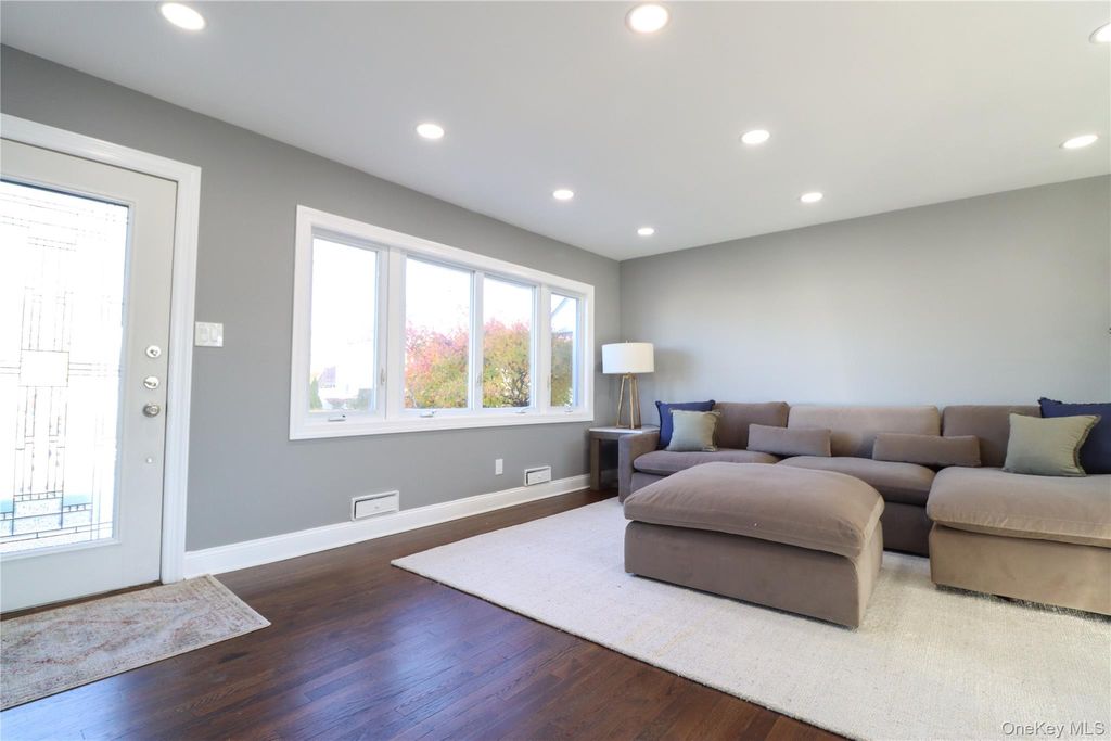 Photo of 14a Earl Place, Amity Harbor, NY 11701 (MLS # 848924)