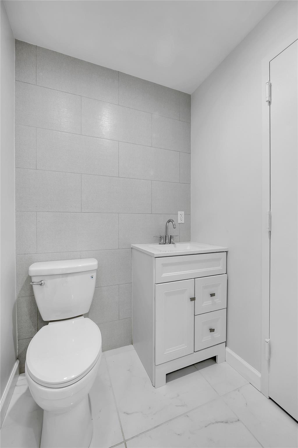 6-27 129th Street, College Point, New York image 18