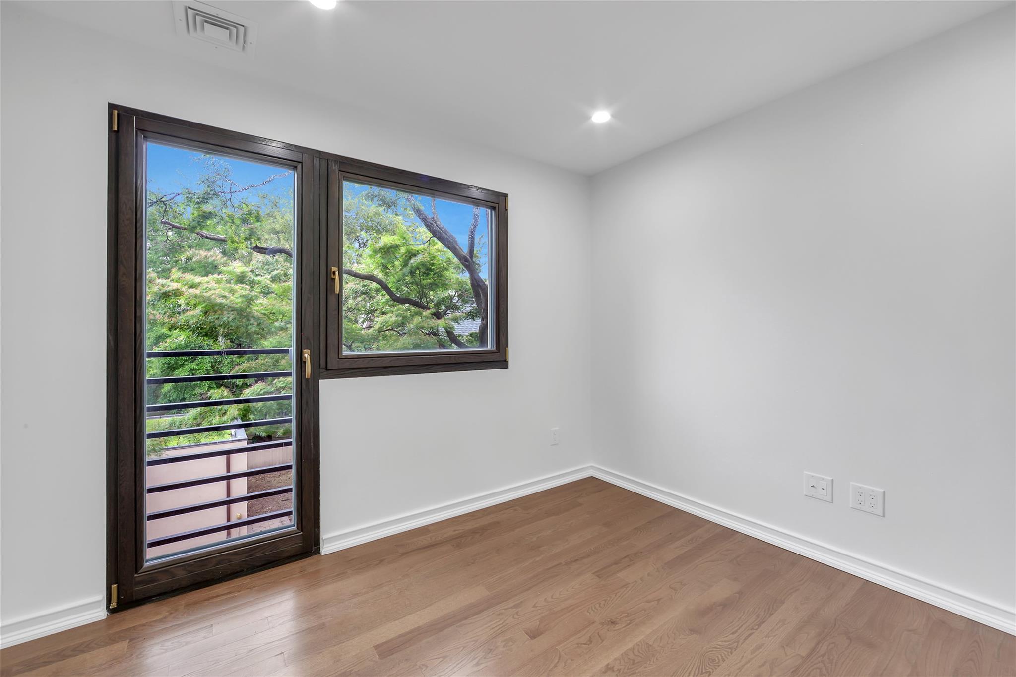 6-27 129th Street, College Point, New York image 33