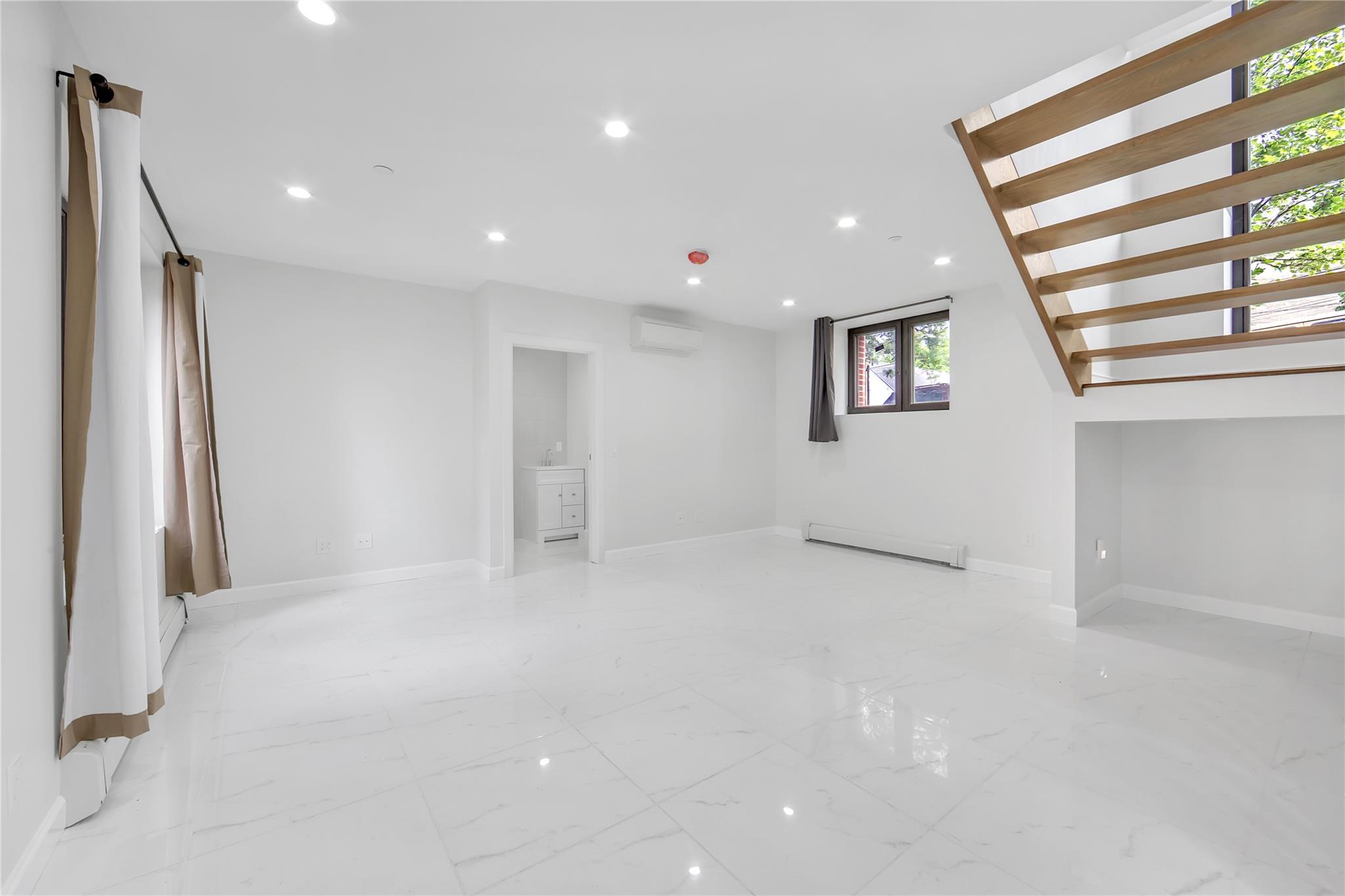 6-27 129th Street, College Point, New York image 9
