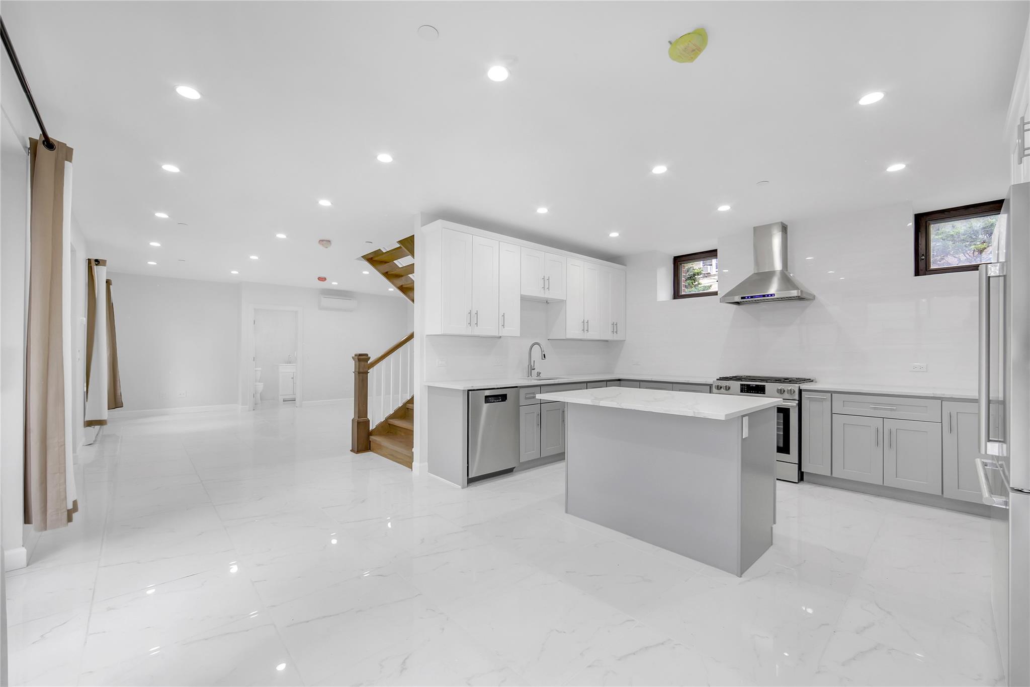 6-27 129th Street, College Point, New York image 12