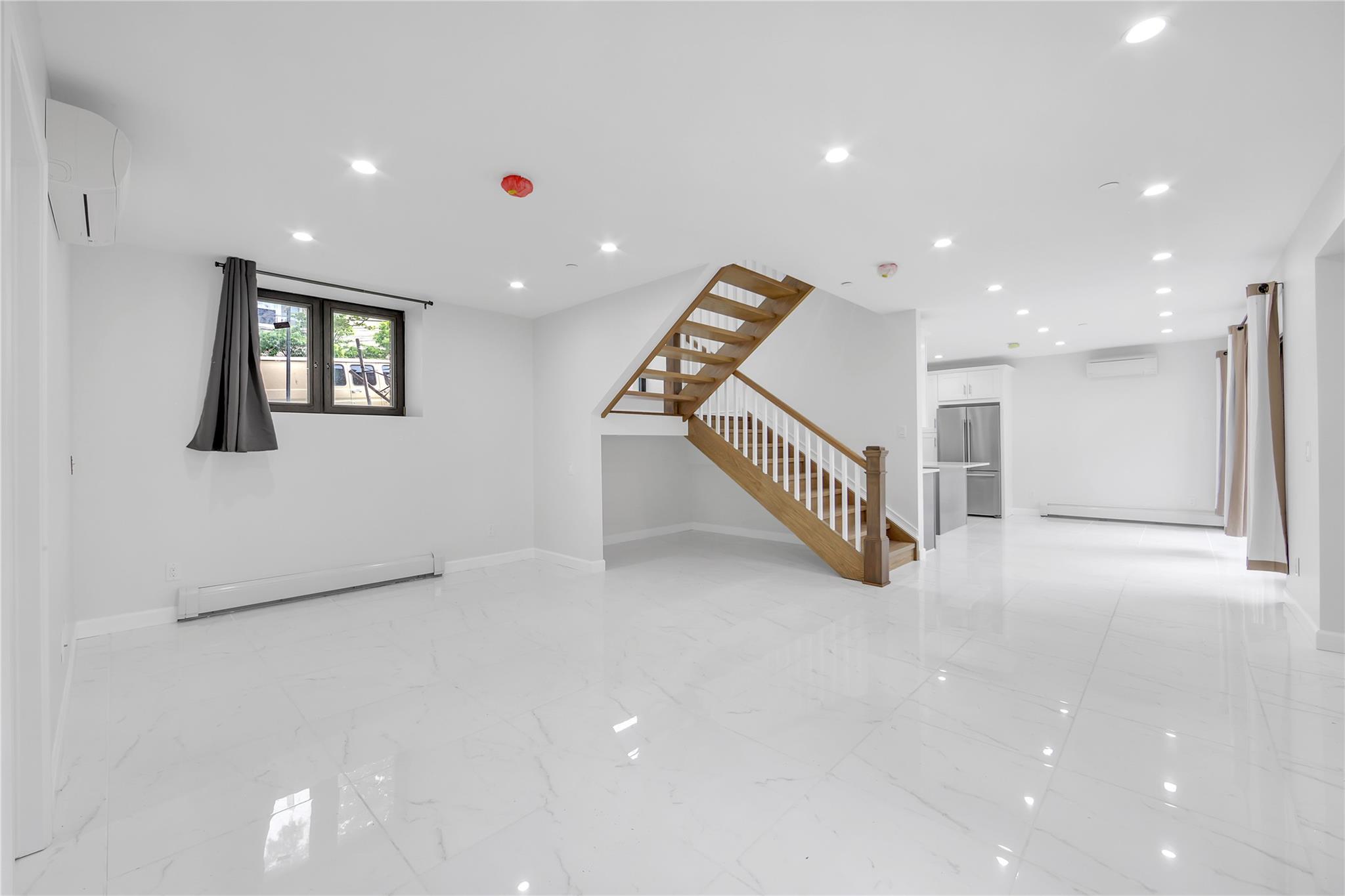 6-27 129th Street, College Point, New York image 10