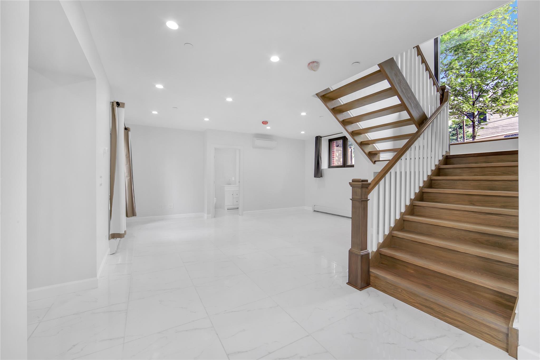 6-27 129th Street, College Point, New York image 8