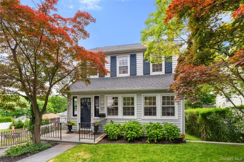 Homes For Sale - 25 Pinebrook Road<br/> New Rochelle, NY 10801