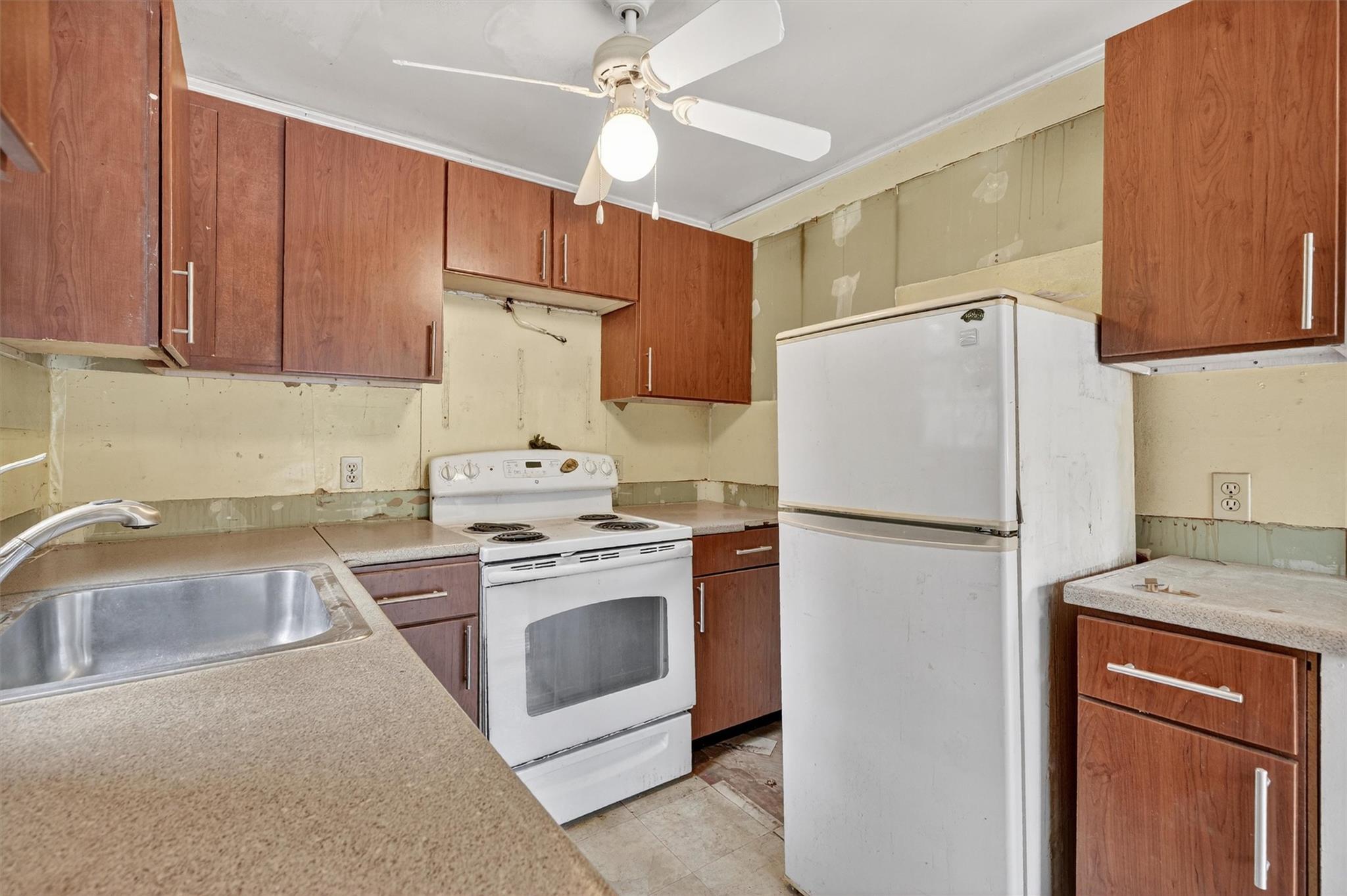 Lake Peekskill, New York 10537, United States, 1 Bedroom Bedrooms, ,1 BathroomBathrooms,Residential,Active,153831