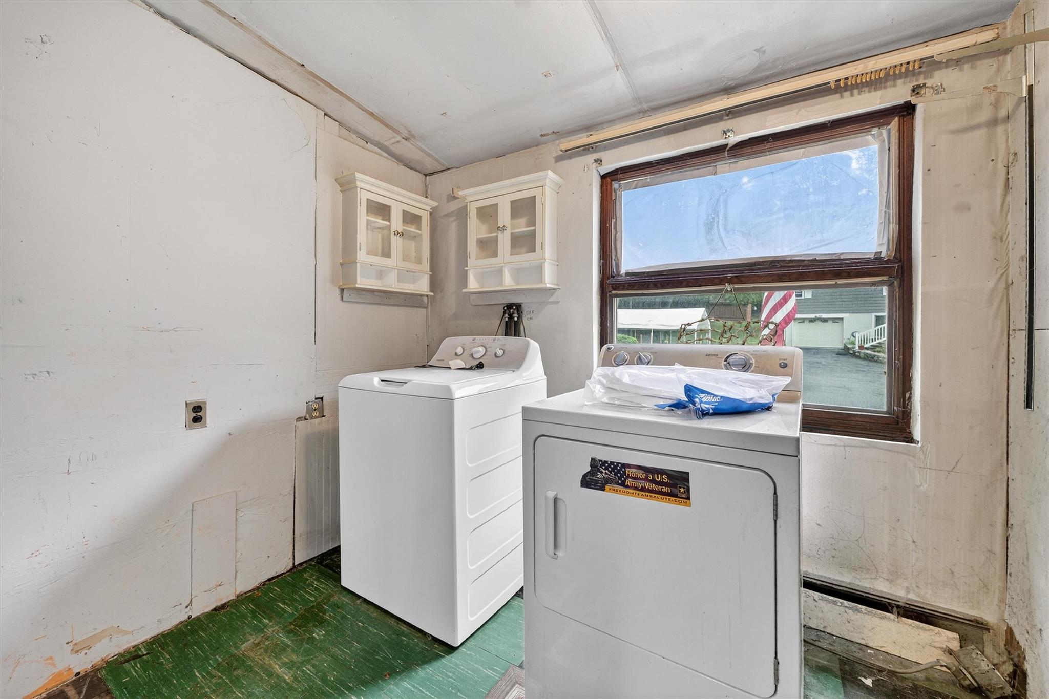 Lake Peekskill, New York 10537, United States, 1 Bedroom Bedrooms, ,1 BathroomBathrooms,Residential,Active,153831