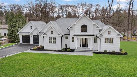 23 Russet Lane, Huntington, NY 11743 - MLS#: 844666