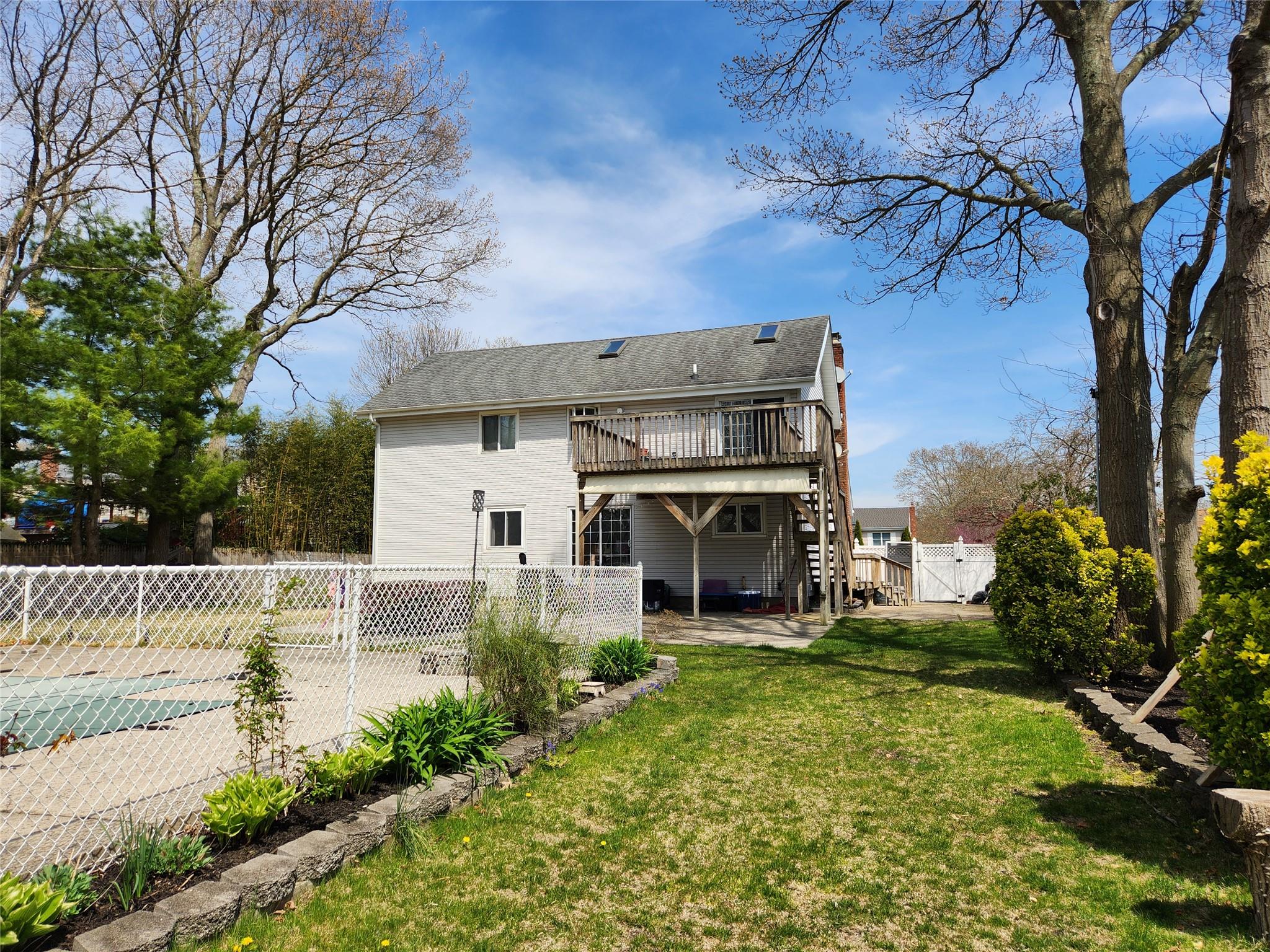 24 Oregon Avenue, Medford, New York image 25