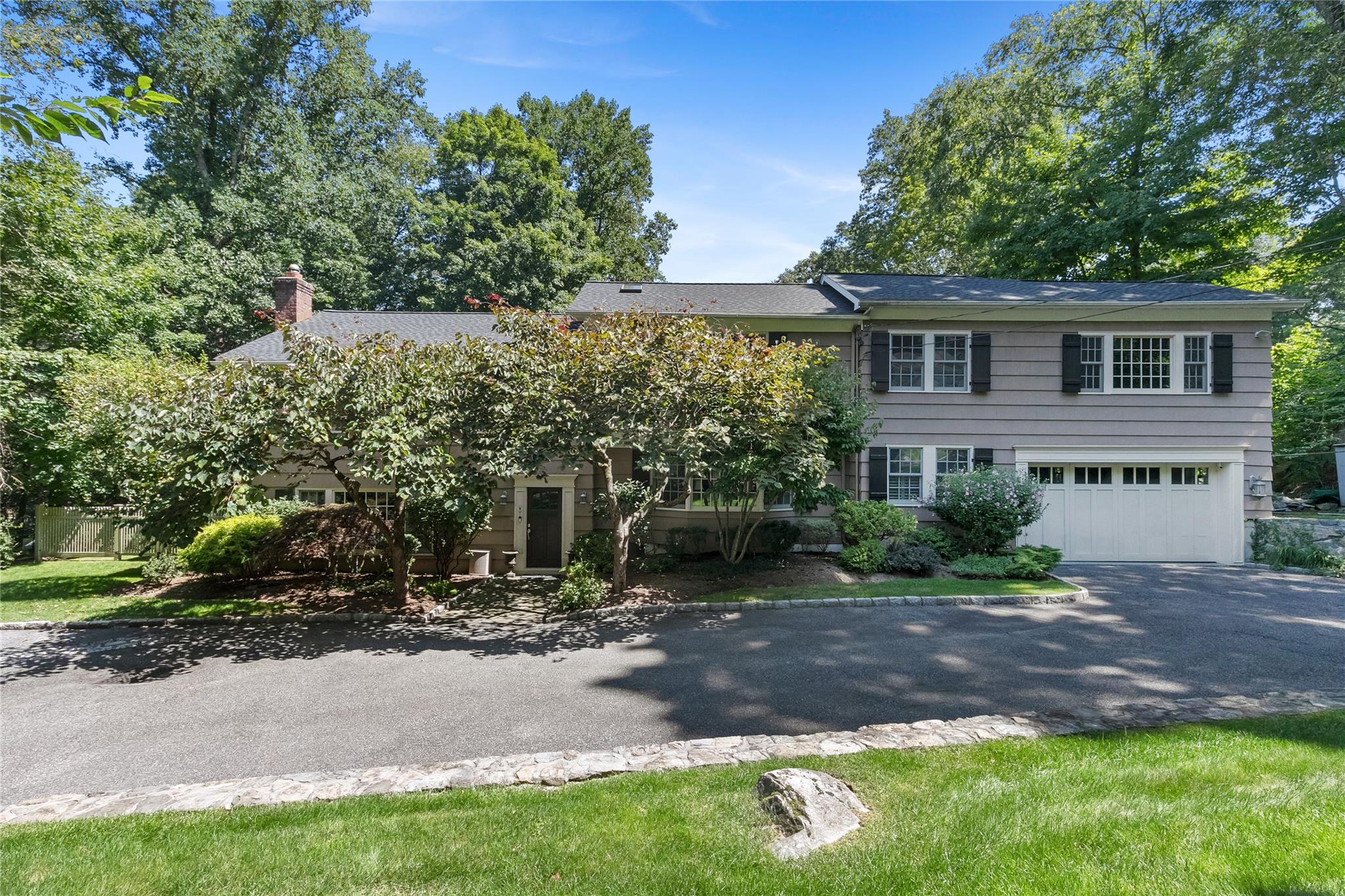 Fox Ridge Road, Armonk, New York - 3 Bedrooms  
5 Bathrooms - 