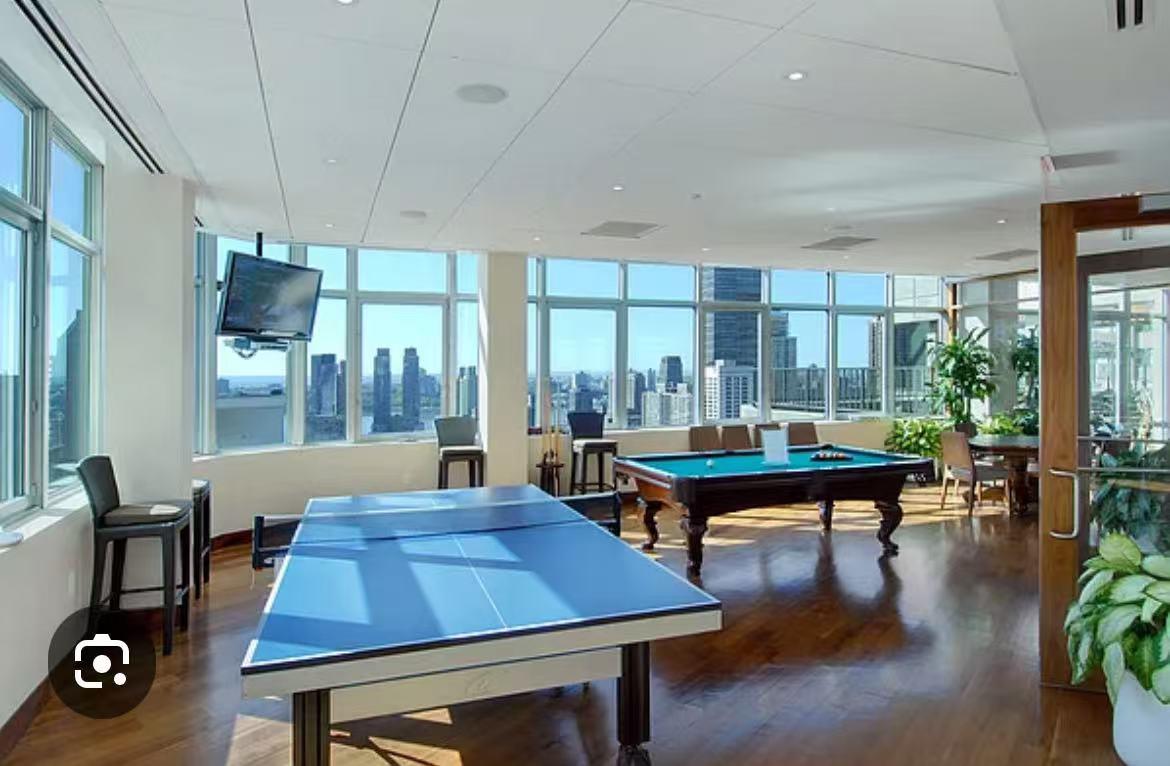 30 W 63rd Street 8T