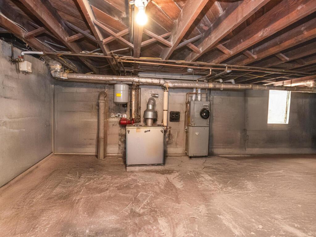 34 Kinross Place, Yonkers, New York image 12