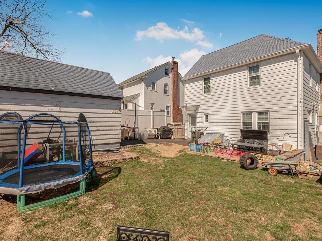 34 Kinross Place, Yonkers, New York image 14