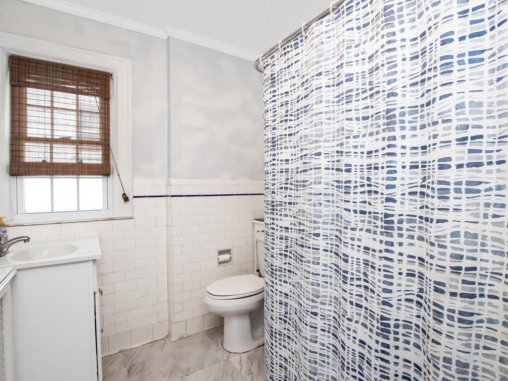 34 Kinross Place, Yonkers, New York image 8