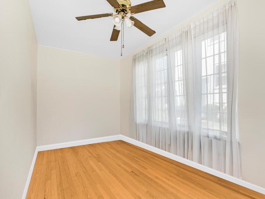 34 Kinross Place, Yonkers, New York image 7
