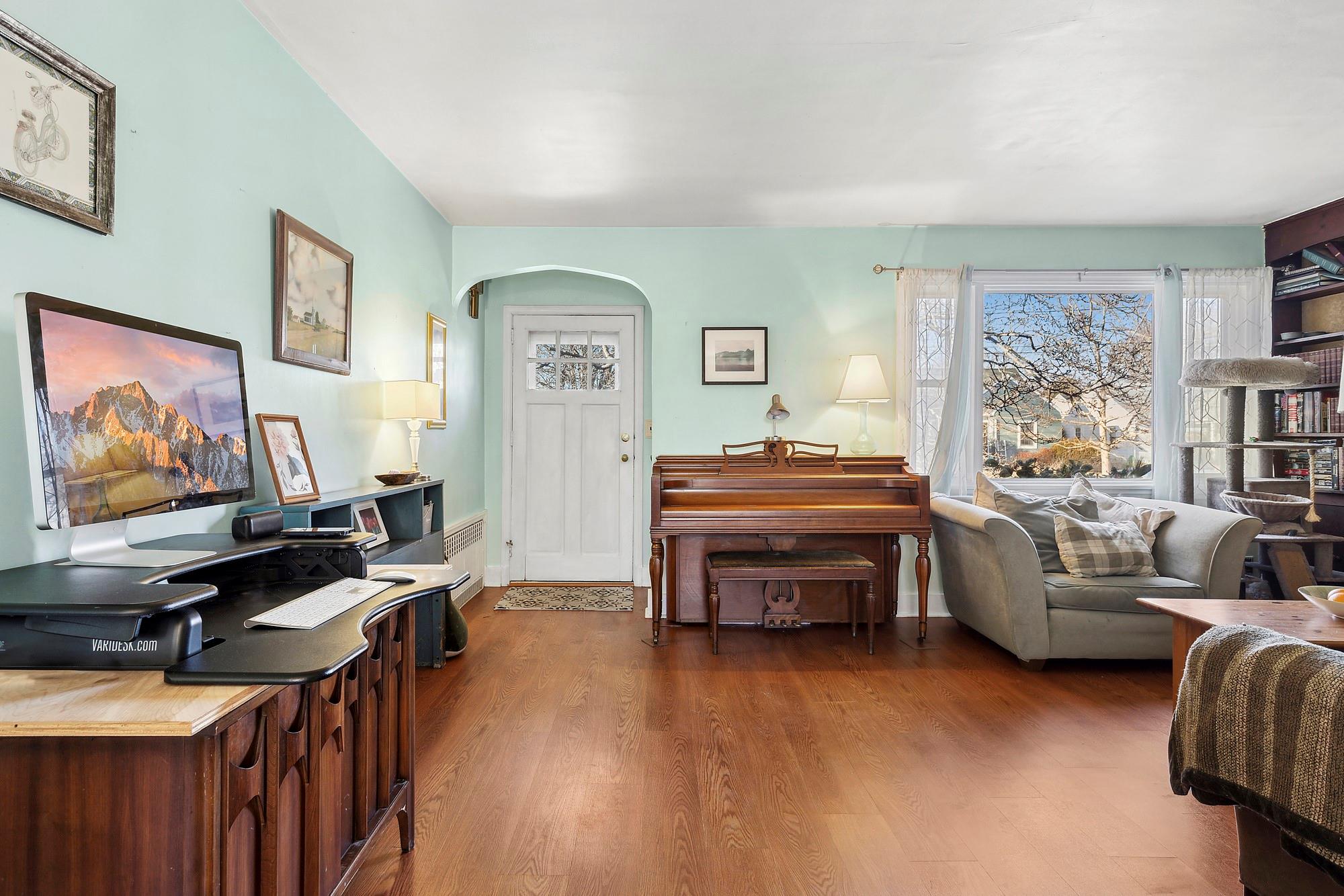 133 Merritts Pond Road, Riverhead, New York image 4