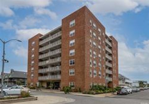 Photo of 855 E East Broadway St #1B, Long Beach, NY 11561 (MLS # 878286)