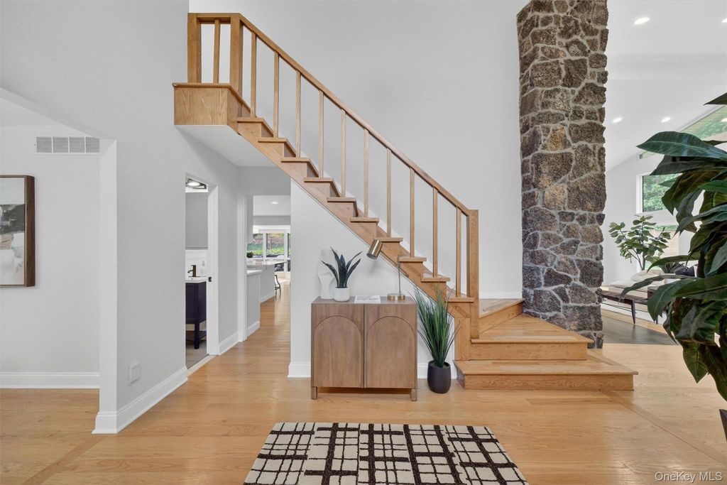 Photo of 8 Pine Tree Lane, Goshen, NY 10924 (MLS # 959693)