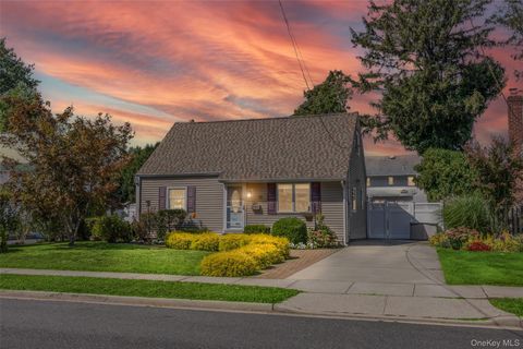 10 Nassau Avenue Plainview NY 11803