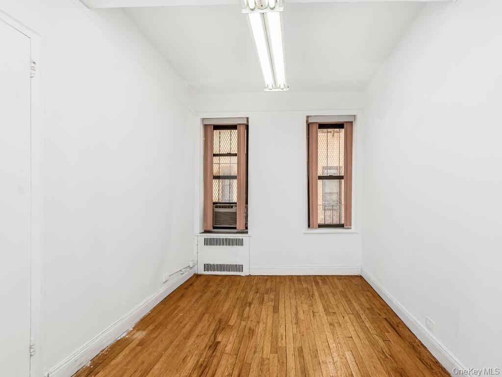 860 Grand Concourse 1i