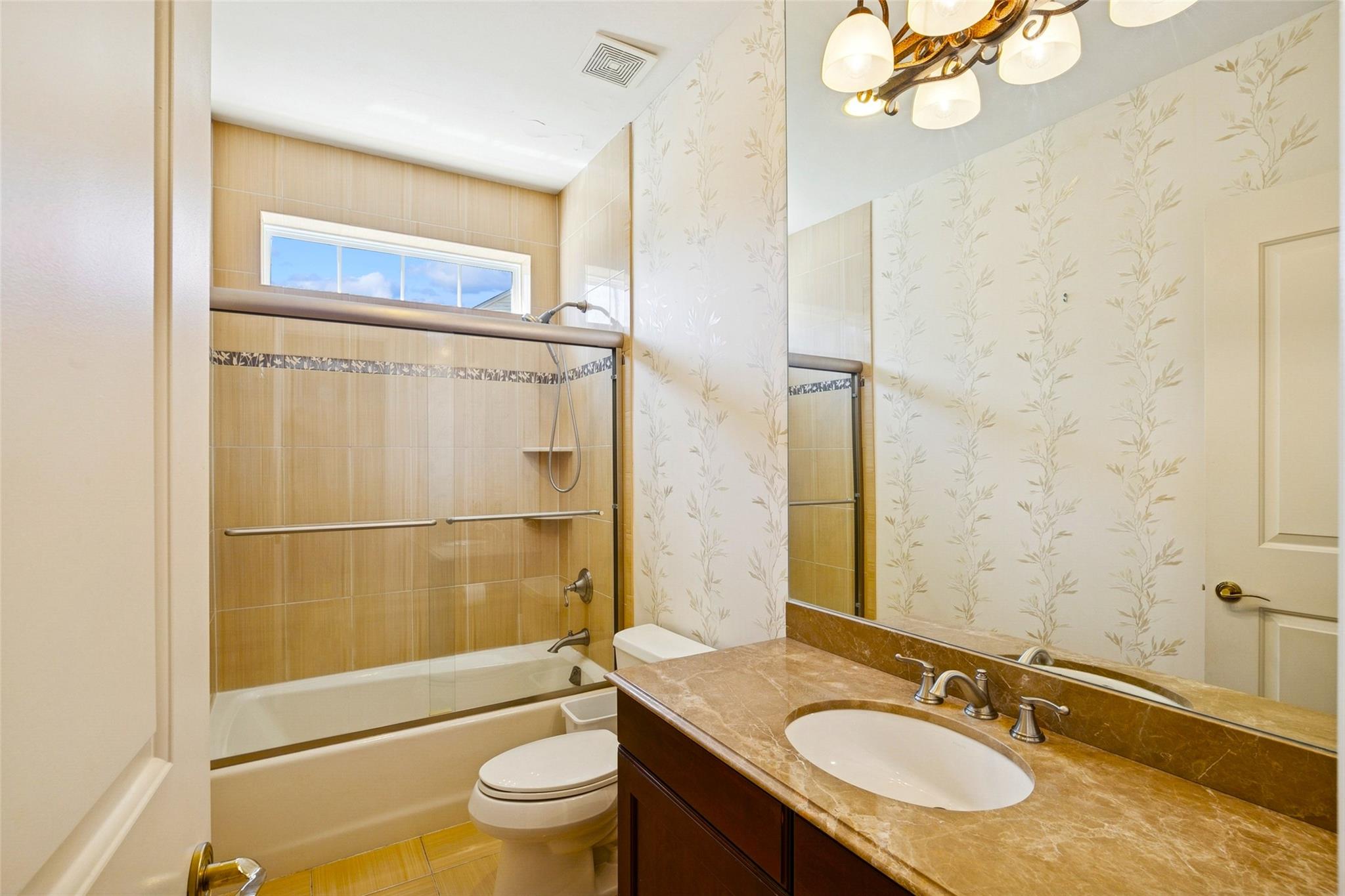 22 Hamlet Woods Drive, Saint James, New York image 18
