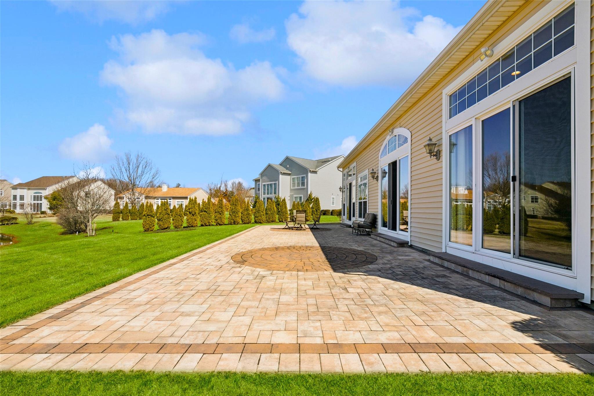 22 Hamlet Woods Drive, Saint James, New York image 6