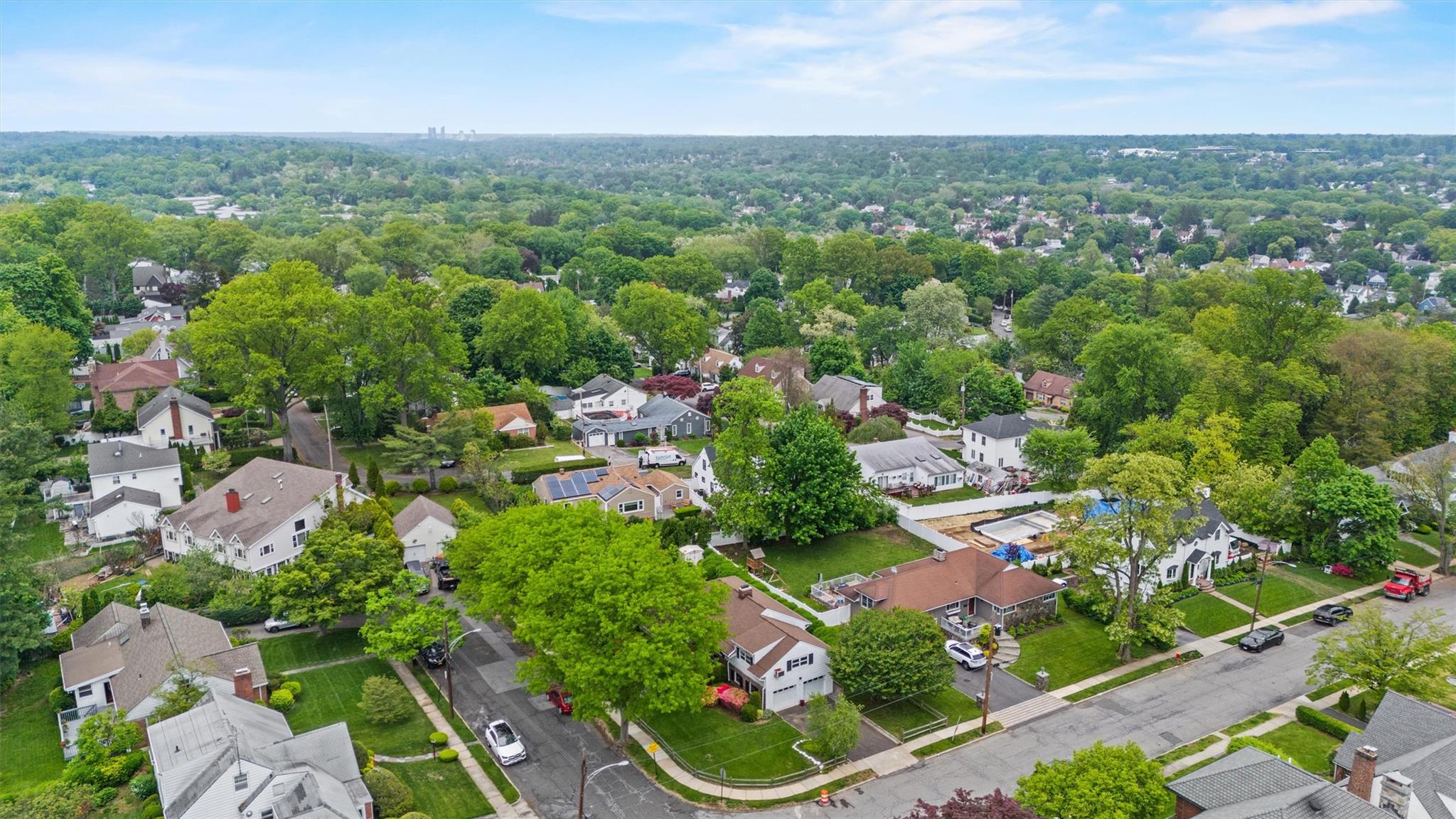 216 Colonial Parkway, Yonkers, New York image 35