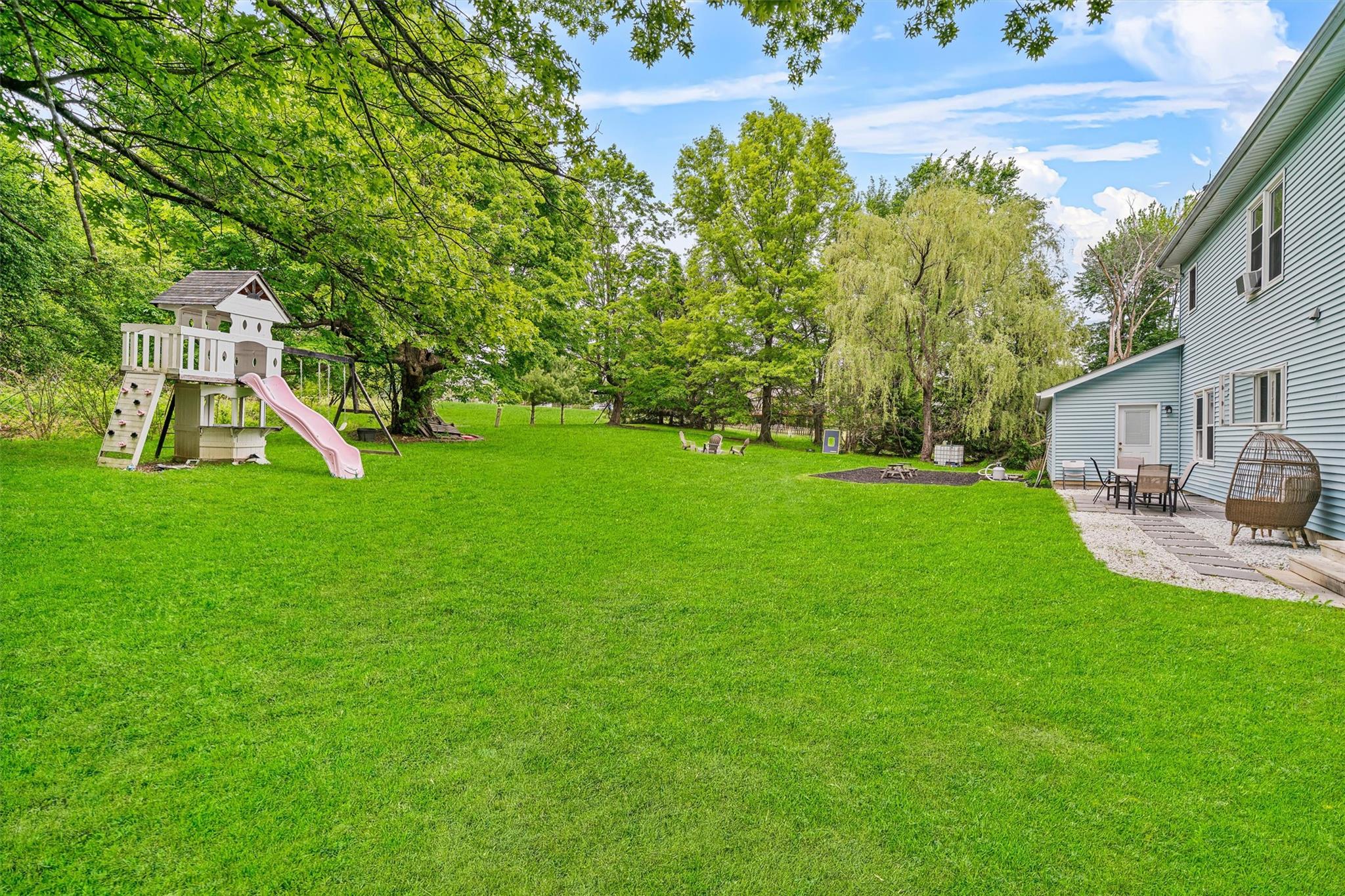8 Red Oak Court, Middletown, New York image 40