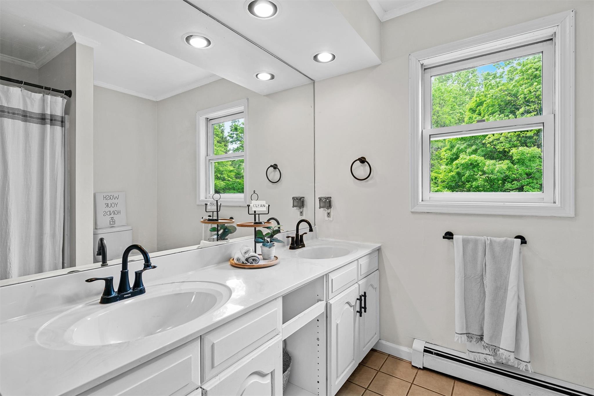 8 Red Oak Court, Middletown, New York image 33