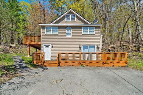 Homes For Sale - 38 Roosevelt Avenue<br/> Woodridge, NY 12789