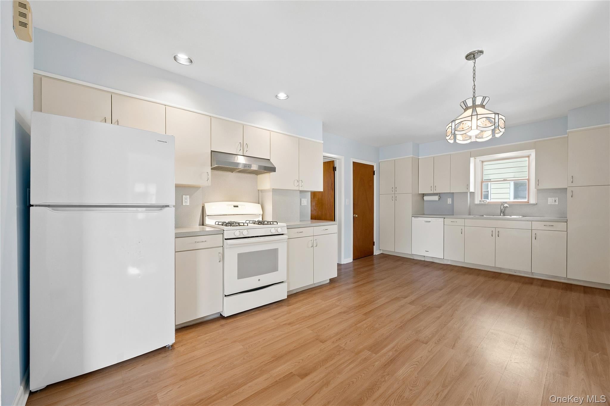 34 Terrace Avenue