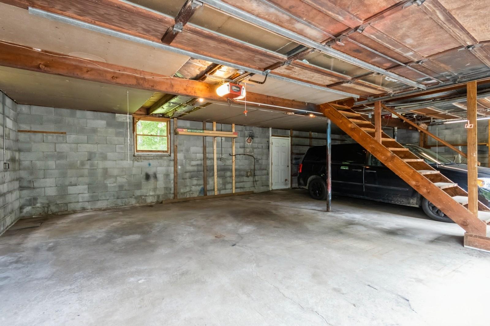 Carmel, New York 10512, United States, 5 Bedrooms Bedrooms, ,4 BathroomsBathrooms,Residential,Active,147794