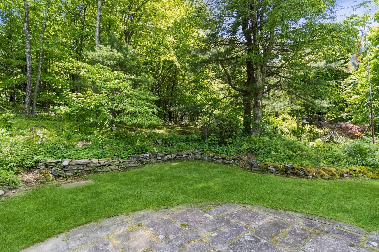 Carmel, New York 10512, United States, 5 Bedrooms Bedrooms, ,4 BathroomsBathrooms,Residential,Active,147794