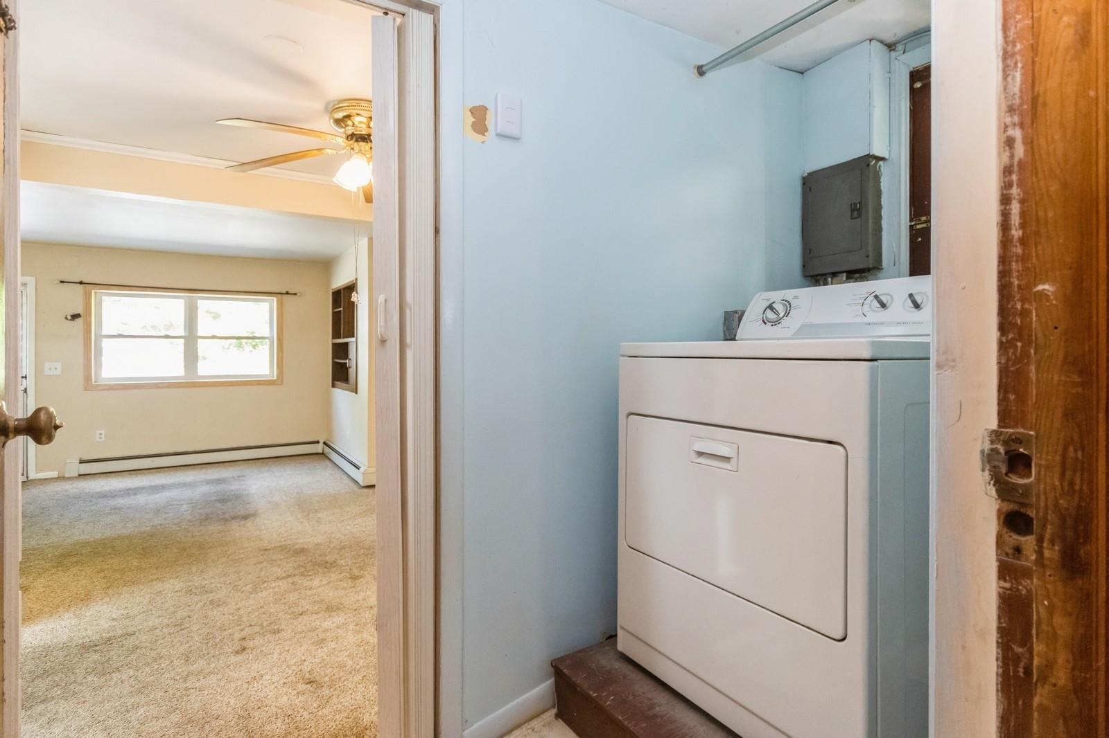 Carmel, New York 10512, United States, 5 Bedrooms Bedrooms, ,4 BathroomsBathrooms,Residential,Active,147794