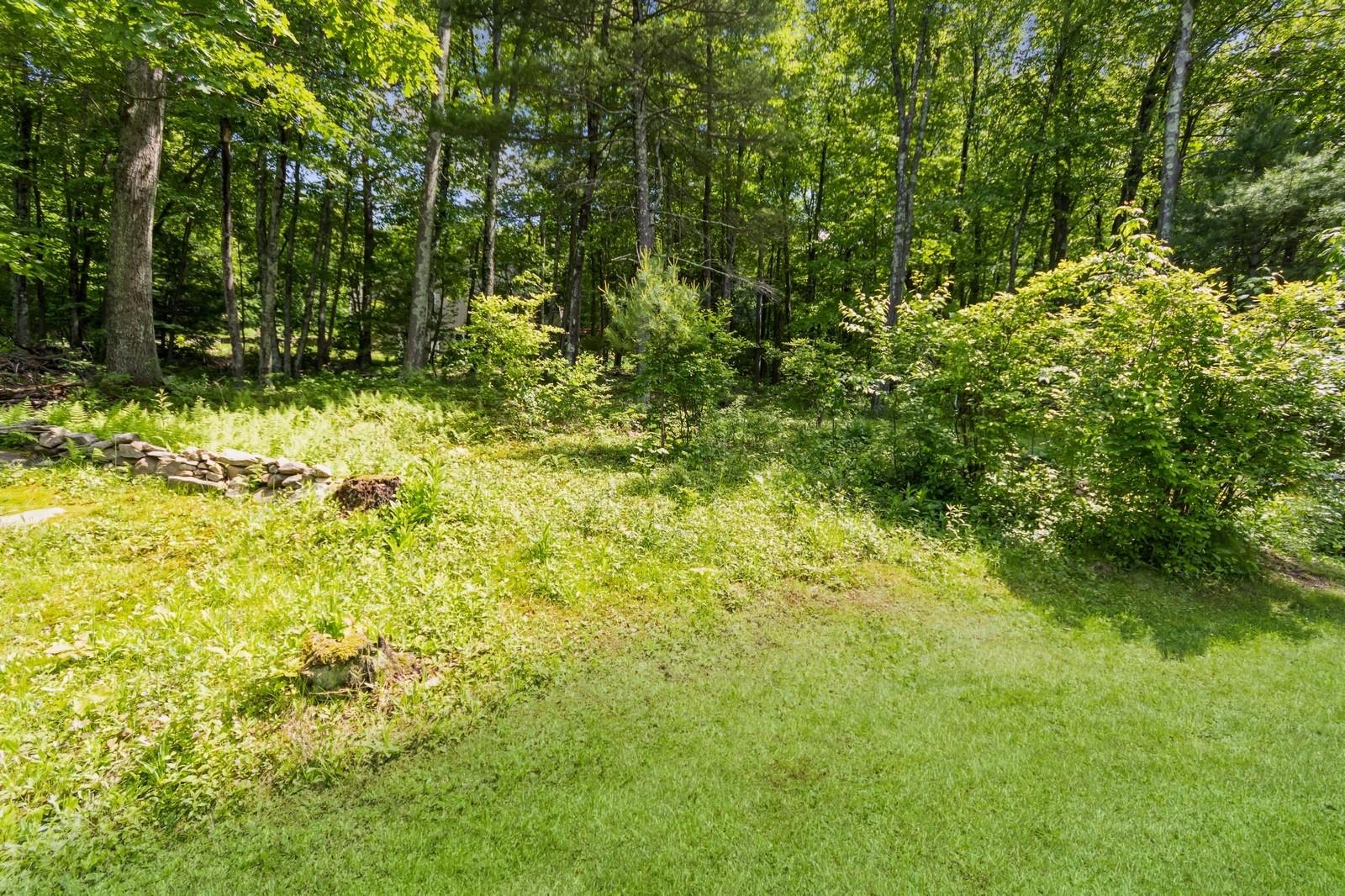 Carmel, New York 10512, United States, 5 Bedrooms Bedrooms, ,4 BathroomsBathrooms,Residential,Active,147794