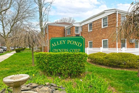 Photo of 7802 226th Street #B, Oakland Gardens, NY 11364 (MLS # 985853)