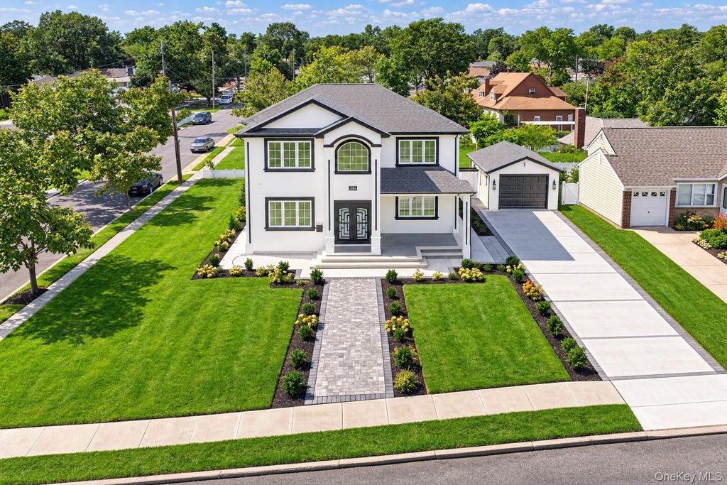 Photo of Valley Stream, NY 11580 (MLS # 1058888)