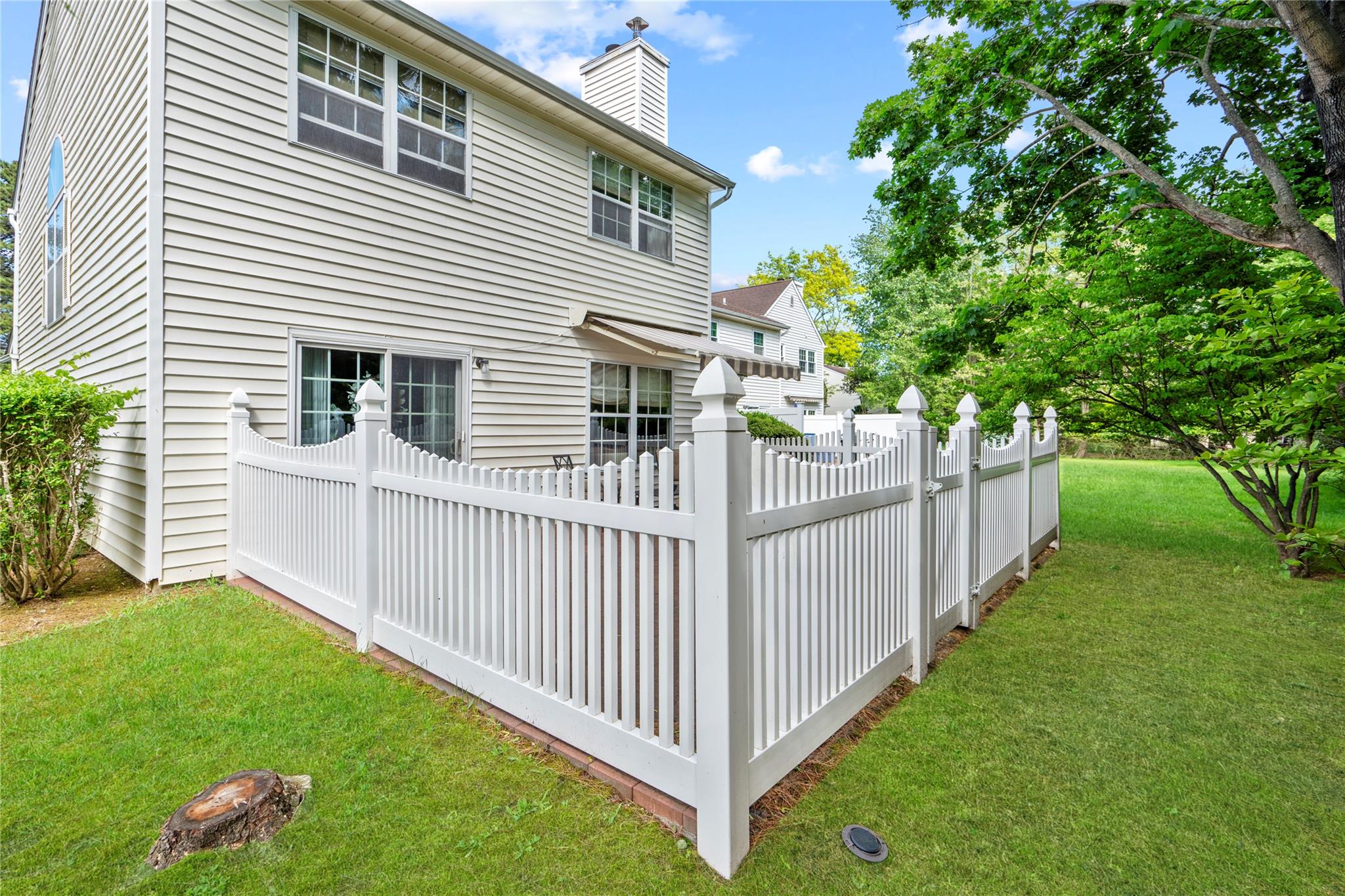 12 Woodchuck Trail, Coram, New York image 26