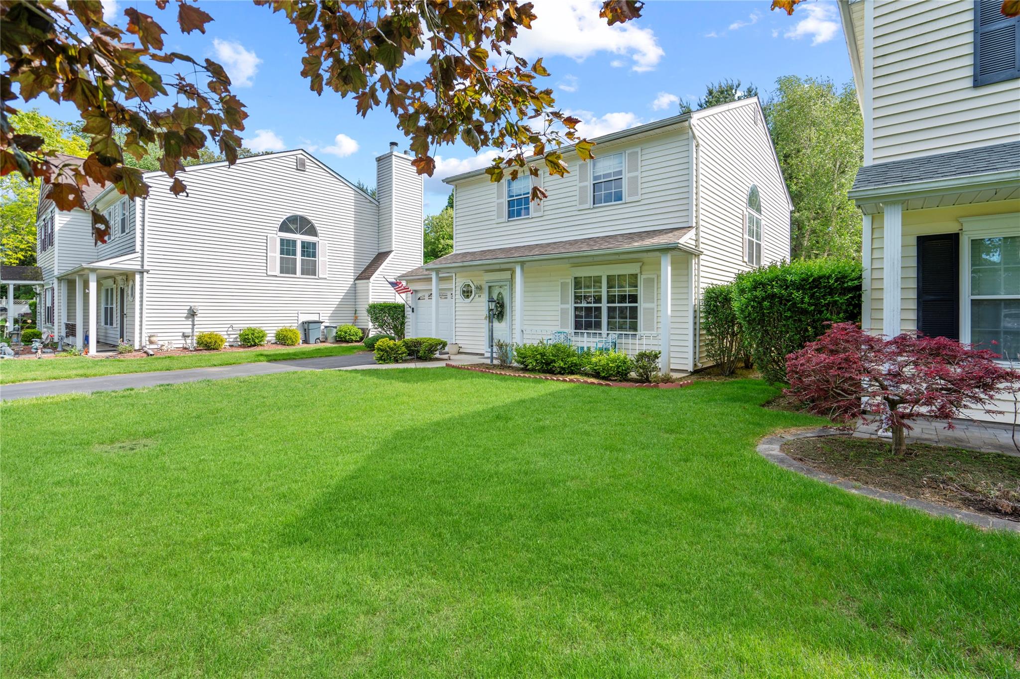 12 Woodchuck Trail, Coram, New York image 3