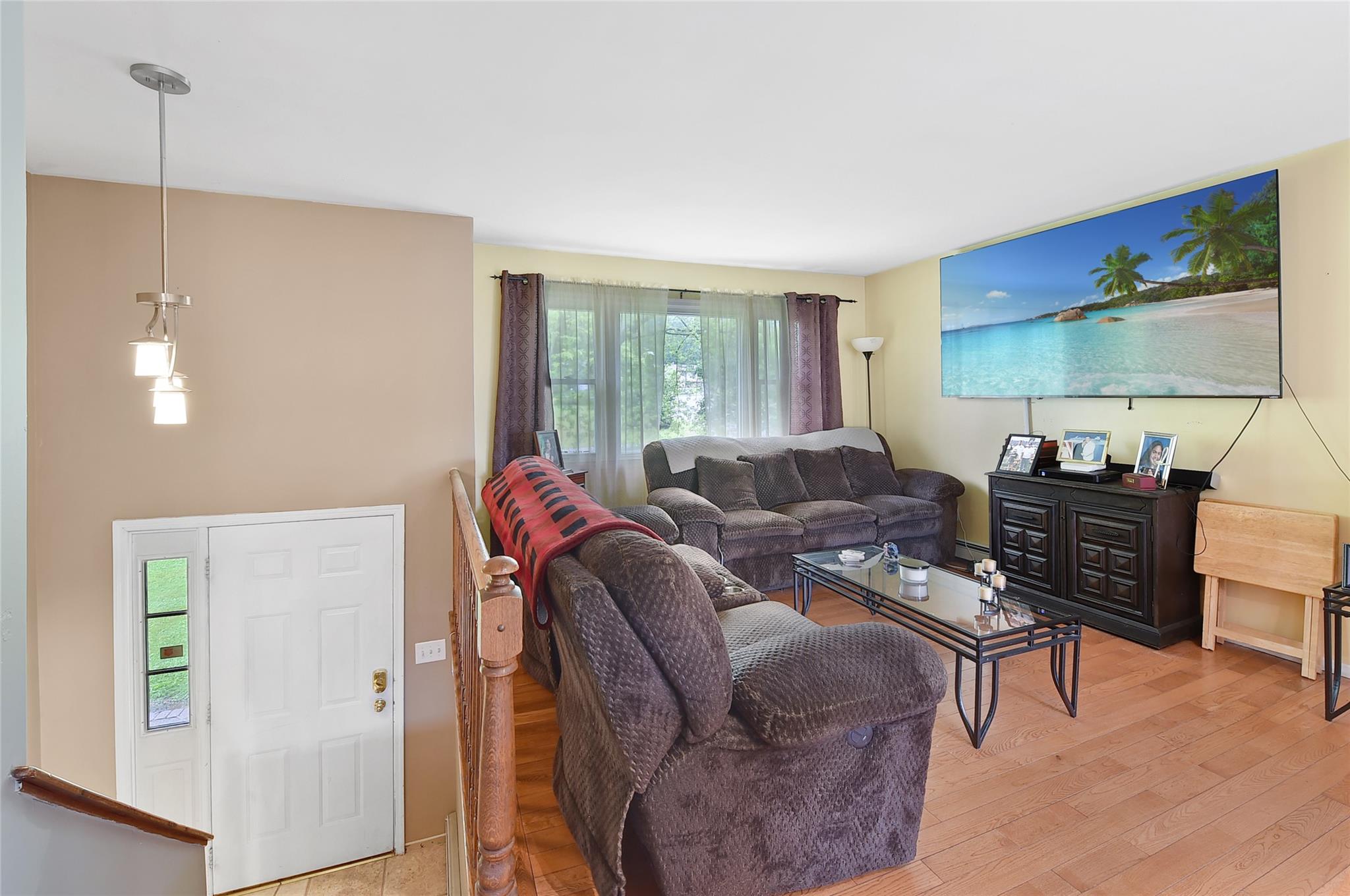 16 Beth Drive, Middletown, New York image 4