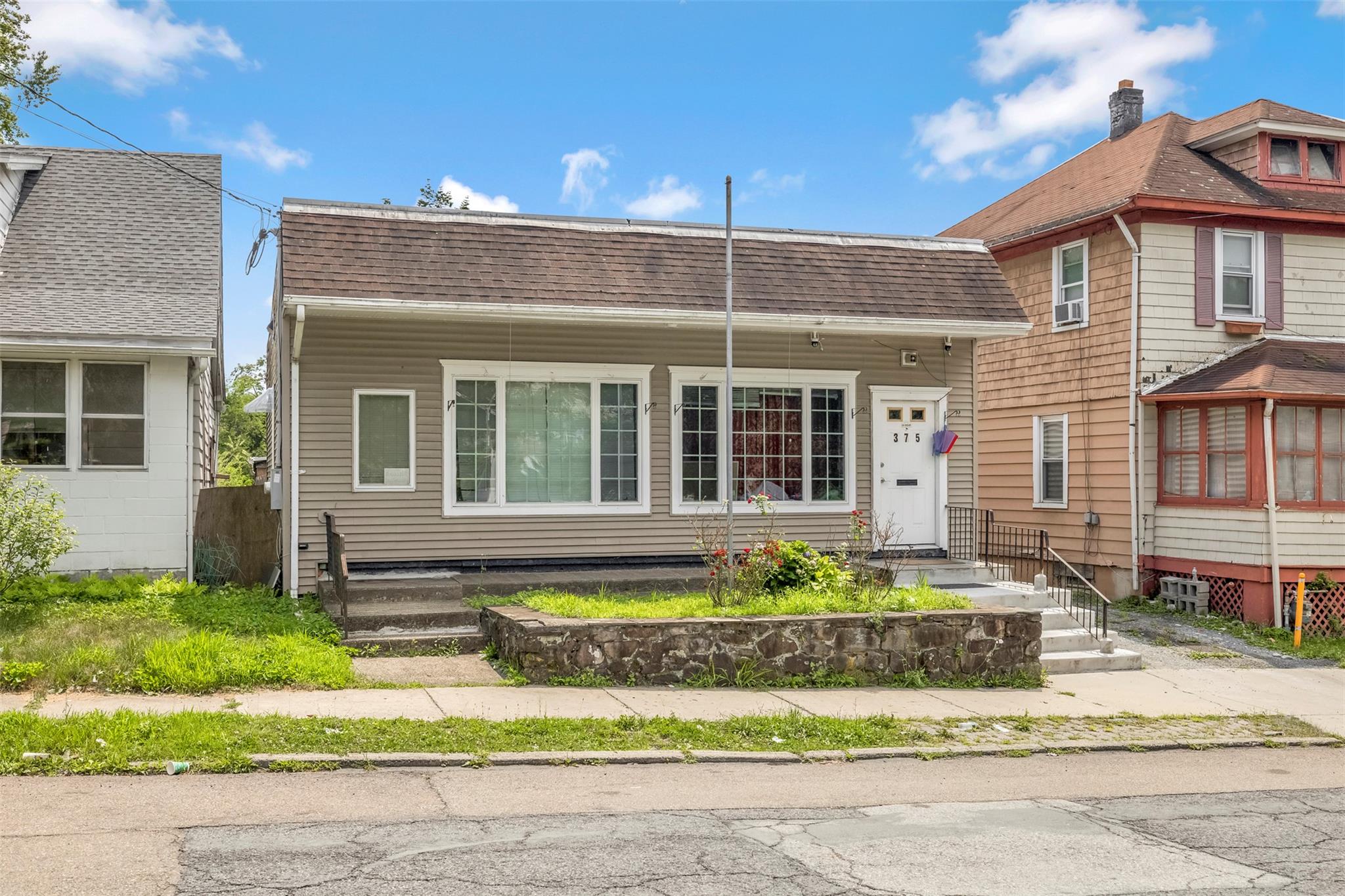 375 3rd Street