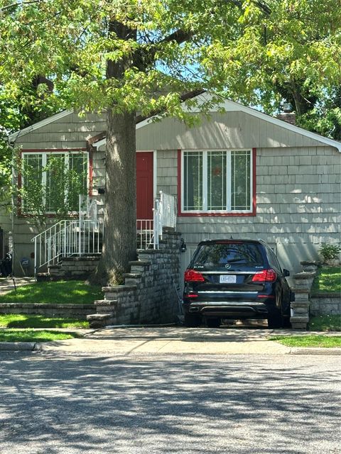 13 Linwood Road S, Port Washington, NY 11050 - MLS#: 865441