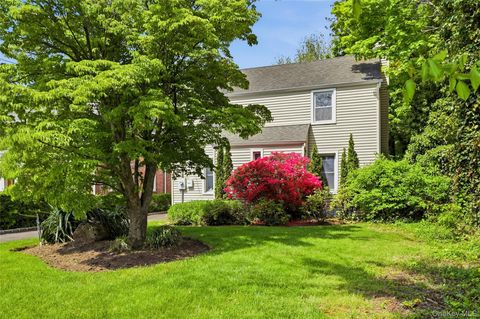 Homes For Sale - 45 Locust Place<br/> Nassau County, Manhasset, NY 11030