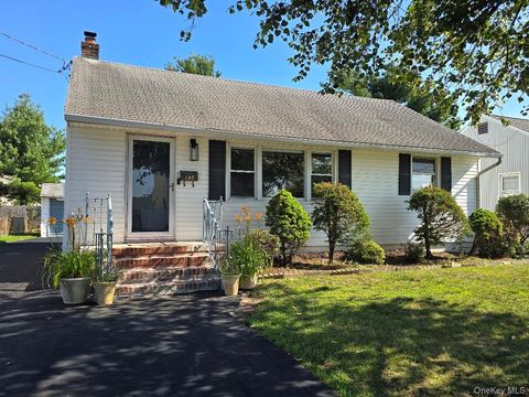 Homes For Sale - 107 Nevada Street<br/> Hicksville, NY 11801