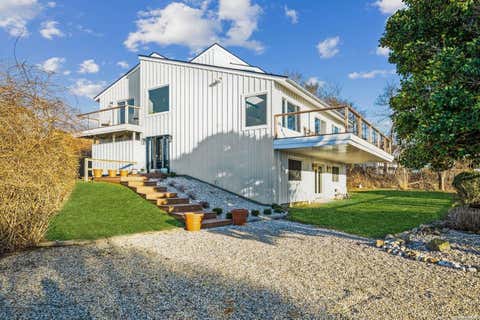 Homes For Rent - 8 Big Reed Path Path<br/> Montauk, NY 11954