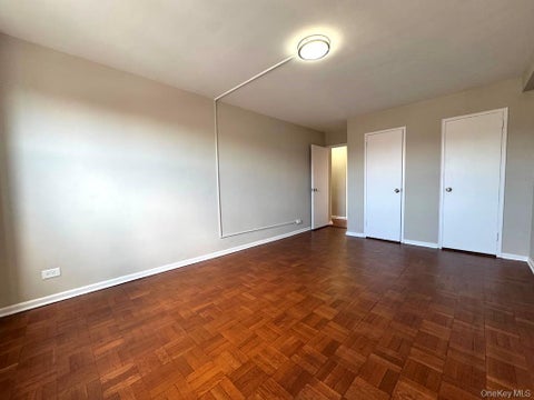Homes For Sale - 8900 170th Street #7D<br/> Jamaica, NY 11432