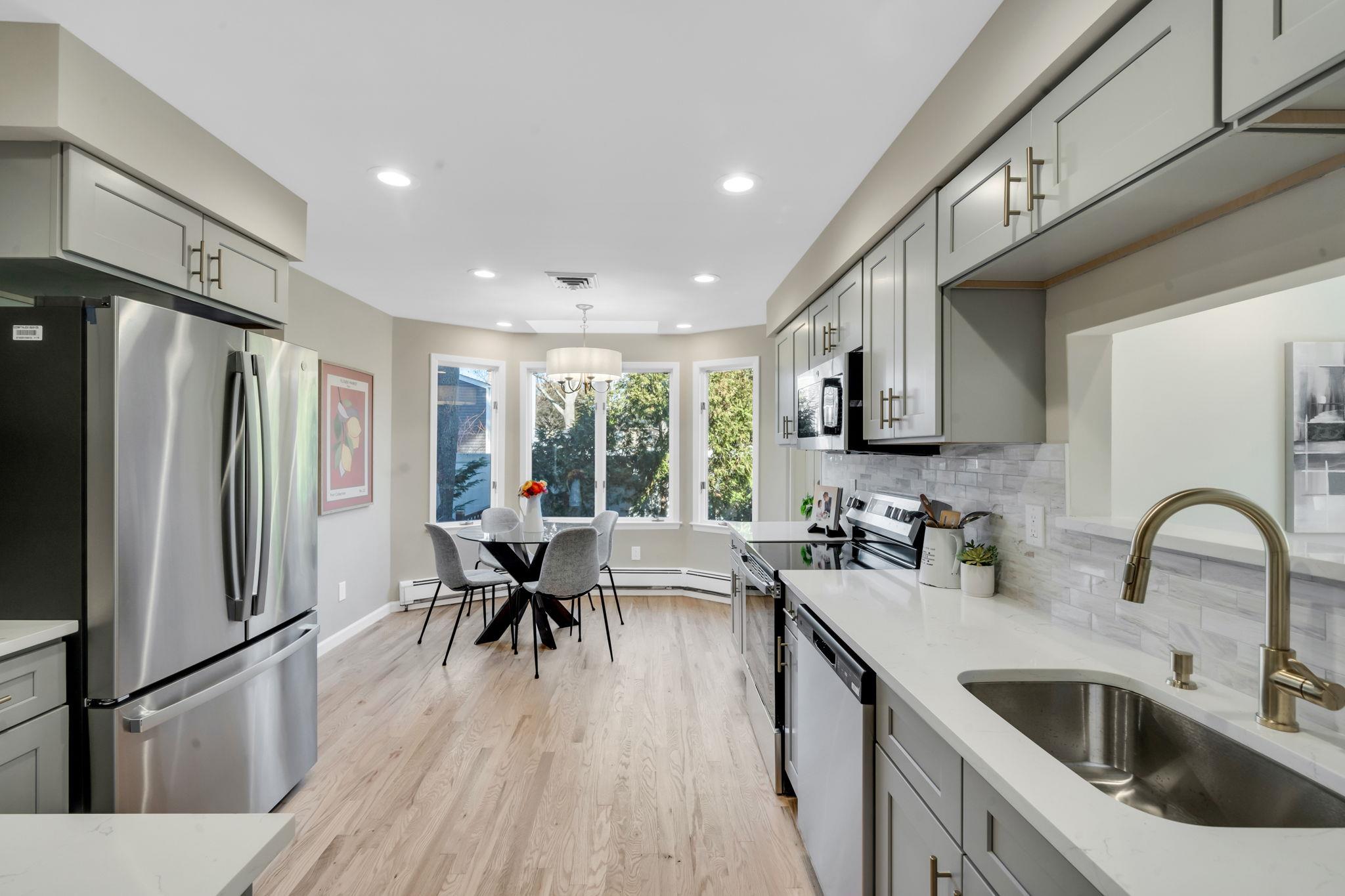 307 Mount Pleasant Road, Hauppauge, New York image 4