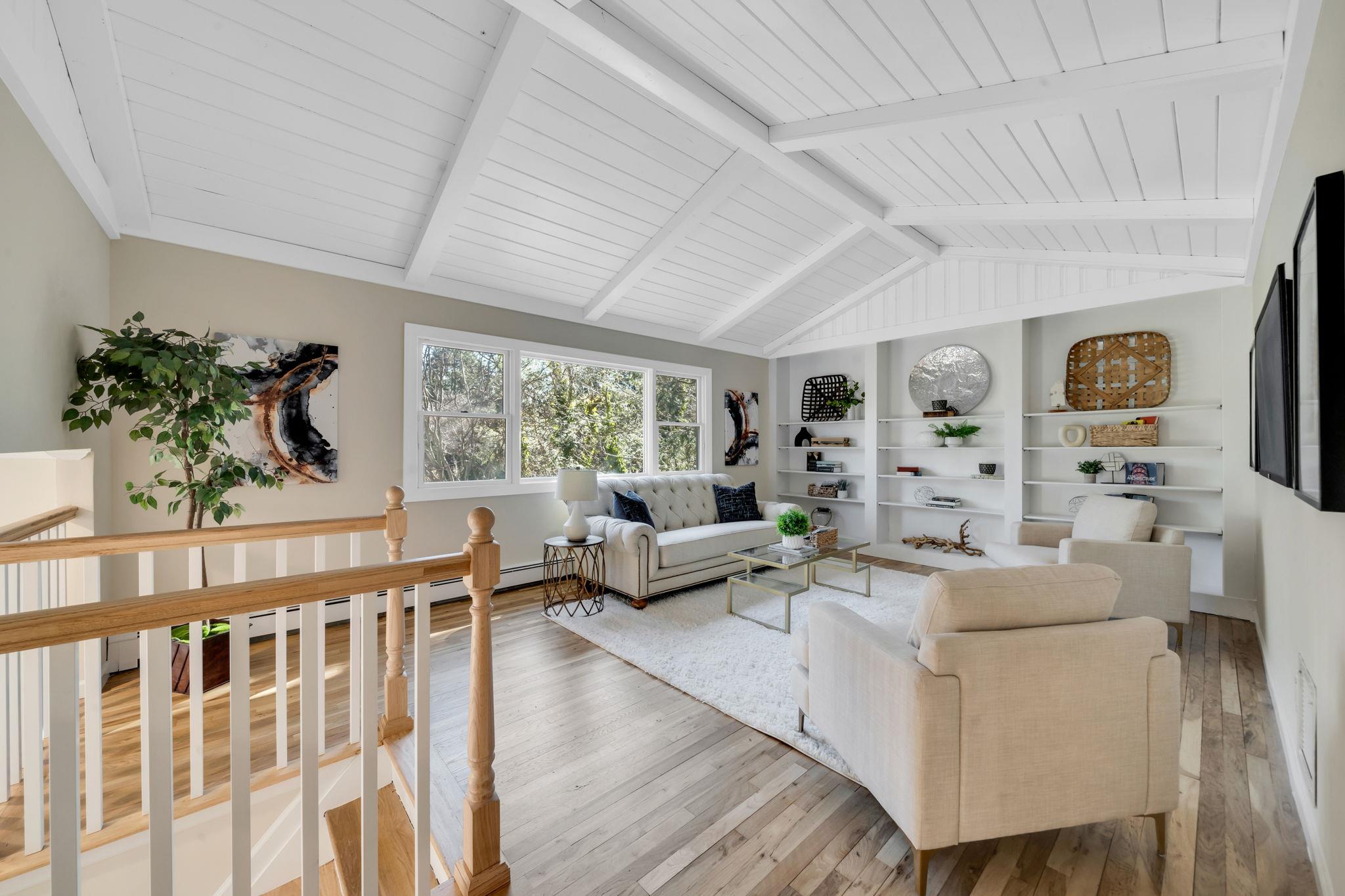 307 Mount Pleasant Road, Hauppauge, New York image 8