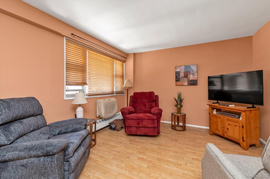 Photo of 52-30 39 Drive #1G, Woodside, NY 11377 (MLS # 996196)