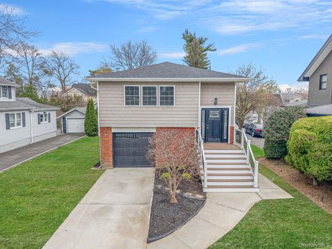 3394 Lufberry Avenue Wantagh NY 11793